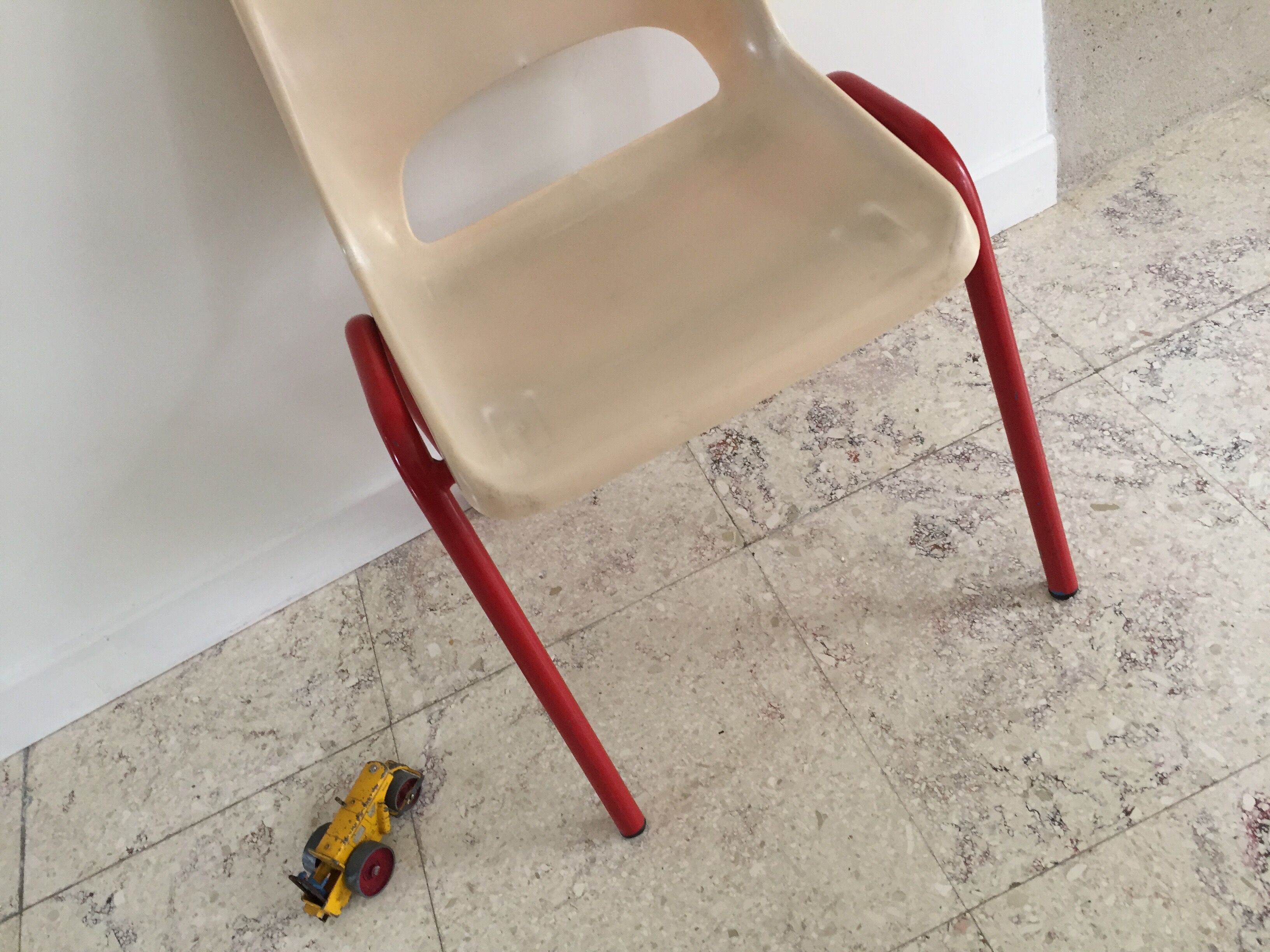 Chaise vintage pour enfant 2 à 4 ans