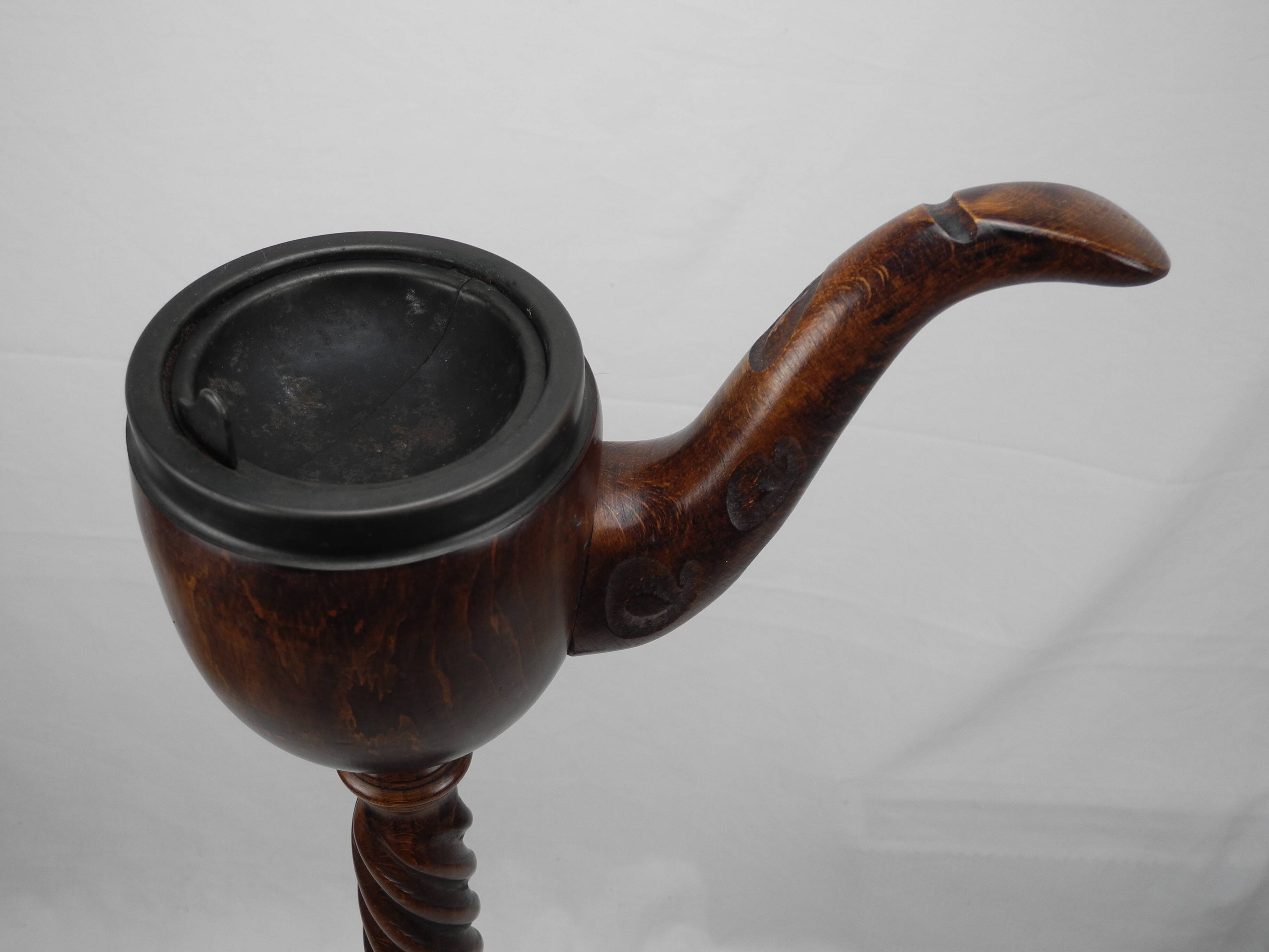 old vintage decorative pipe ashtray ashtray