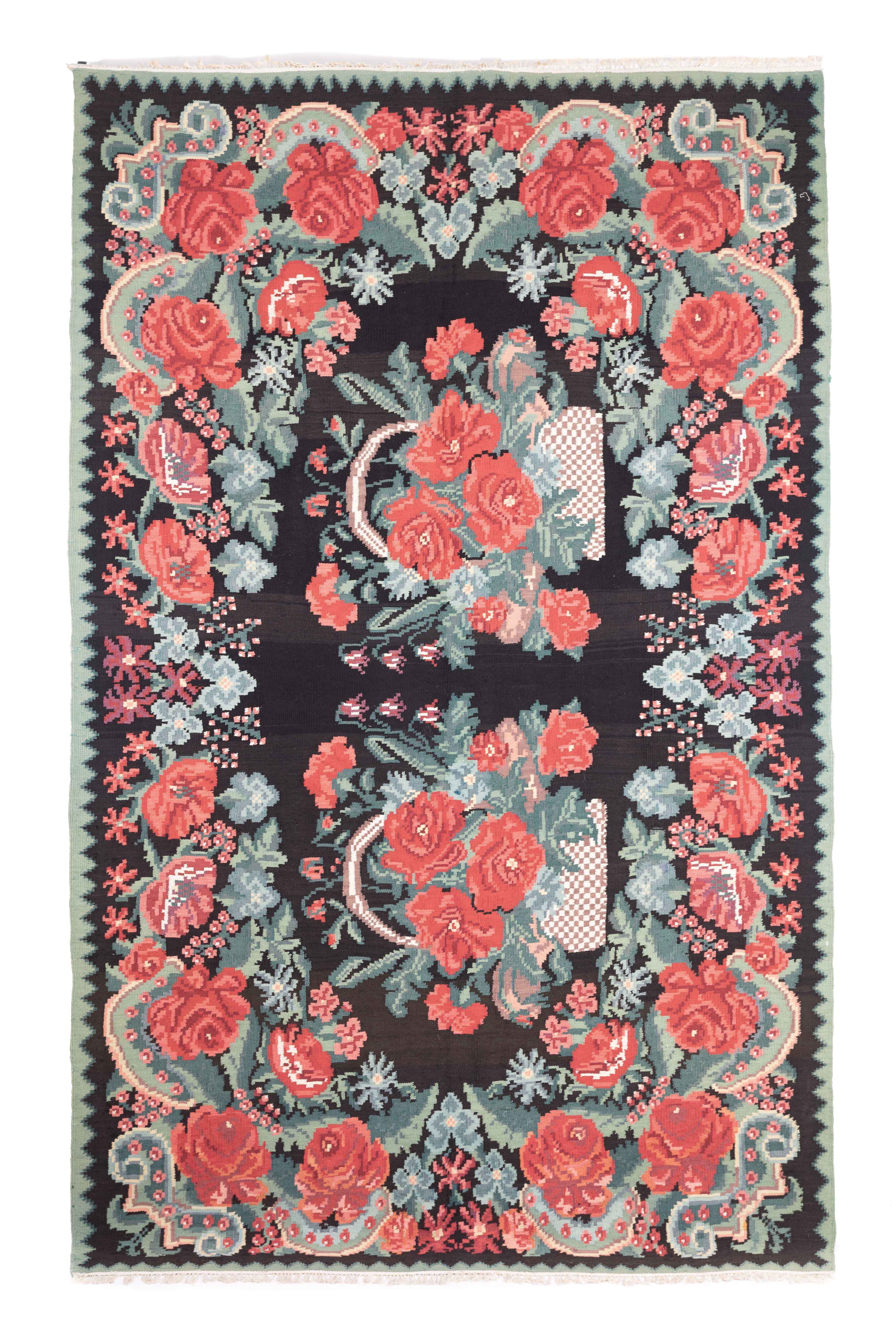 Vintage Moldovan kilim 298 x 187 cm
