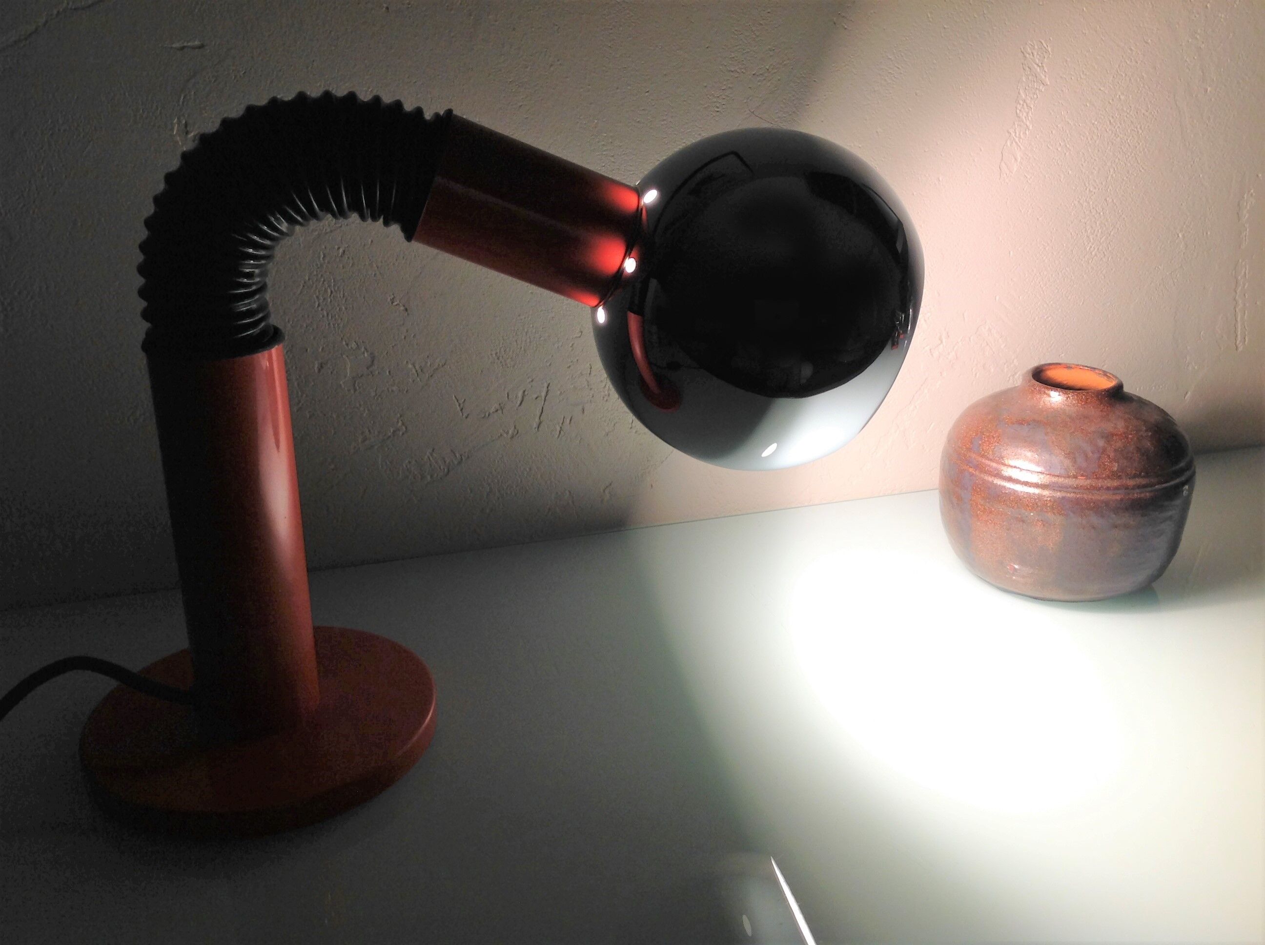Orange eyeball lamp and chrome globe 60/70