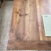 Table de ferme noyer plateau pivotable à allonges