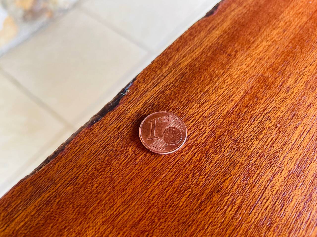 Vintage teak chest of drawers with 4 drawers, circa 1960s/1970s.