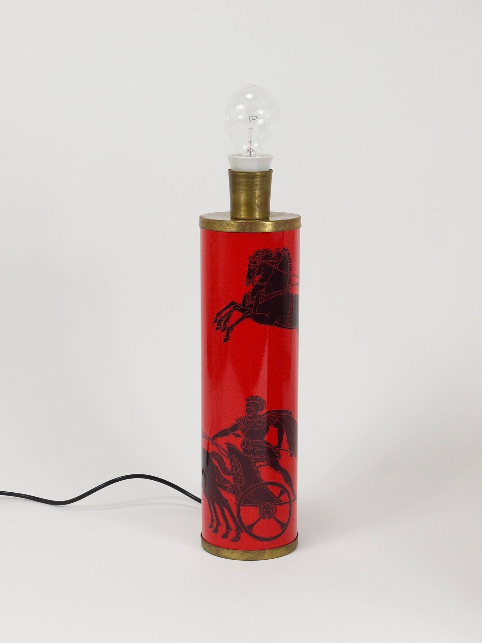 Piero Fornasetti Grande table lamp Bighe red and black mid-century, Italy, 1950s