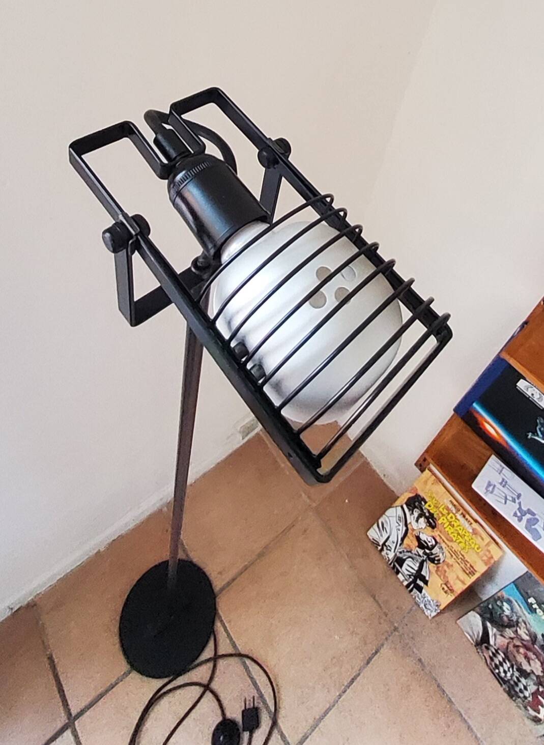 "sintesi terra" floor lamp, eternesto gismondi - 1970s