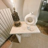 Table d’appoint en travertin