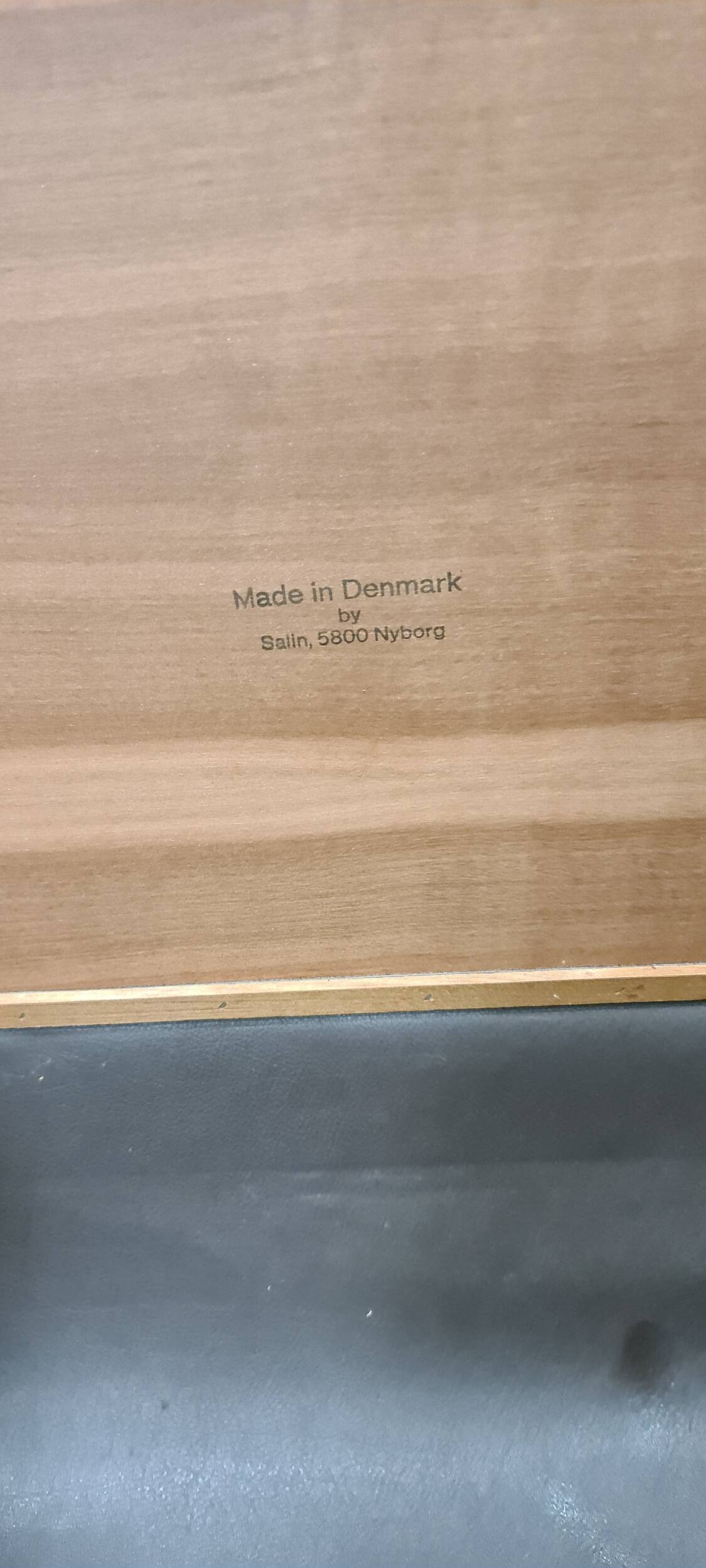 Salin Nyborg vintage Danish design magazine rack, side table