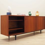 Enfilade en teck, design danois, années 1970, production : Danemark