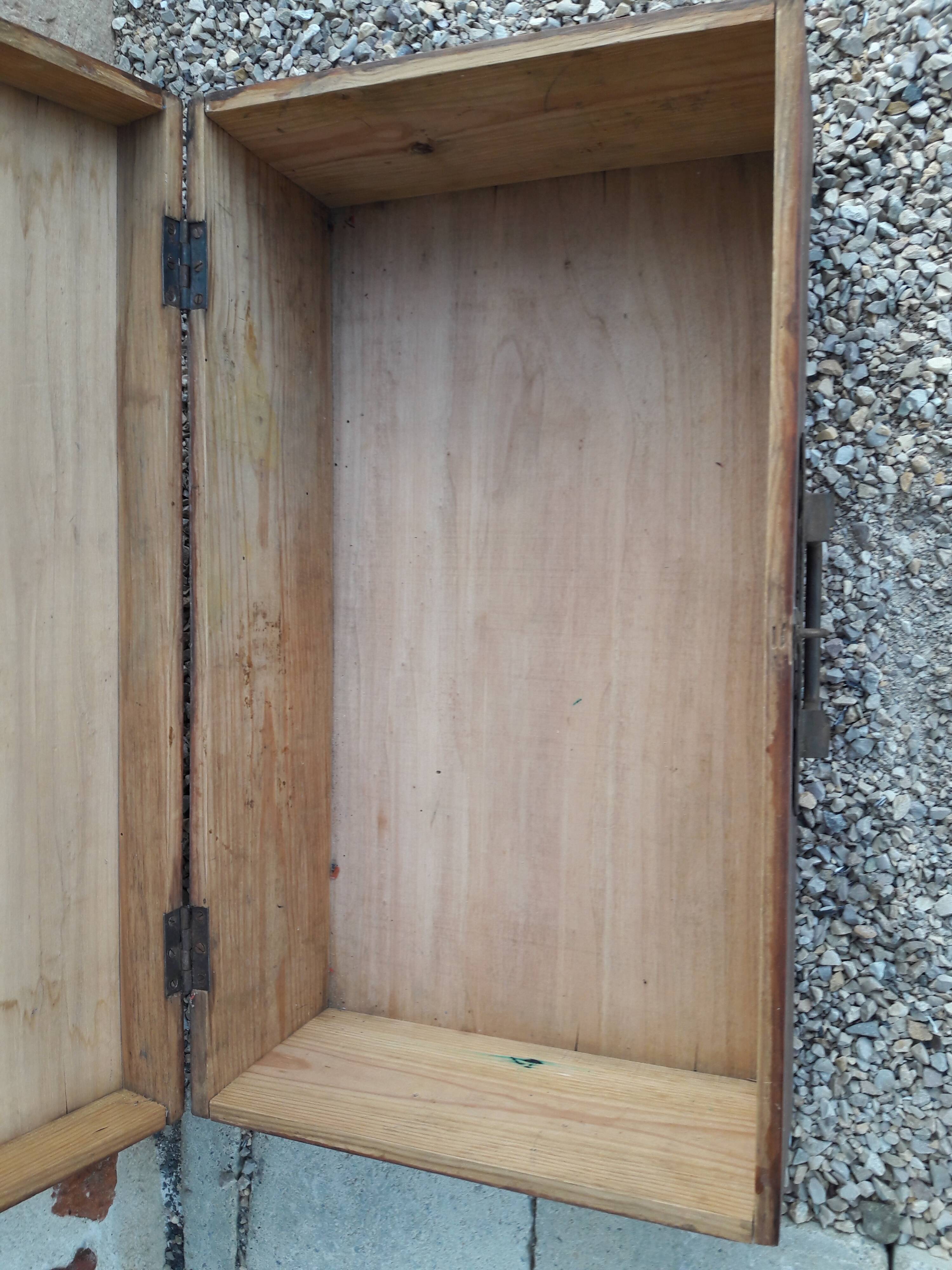 Wooden workshop chest