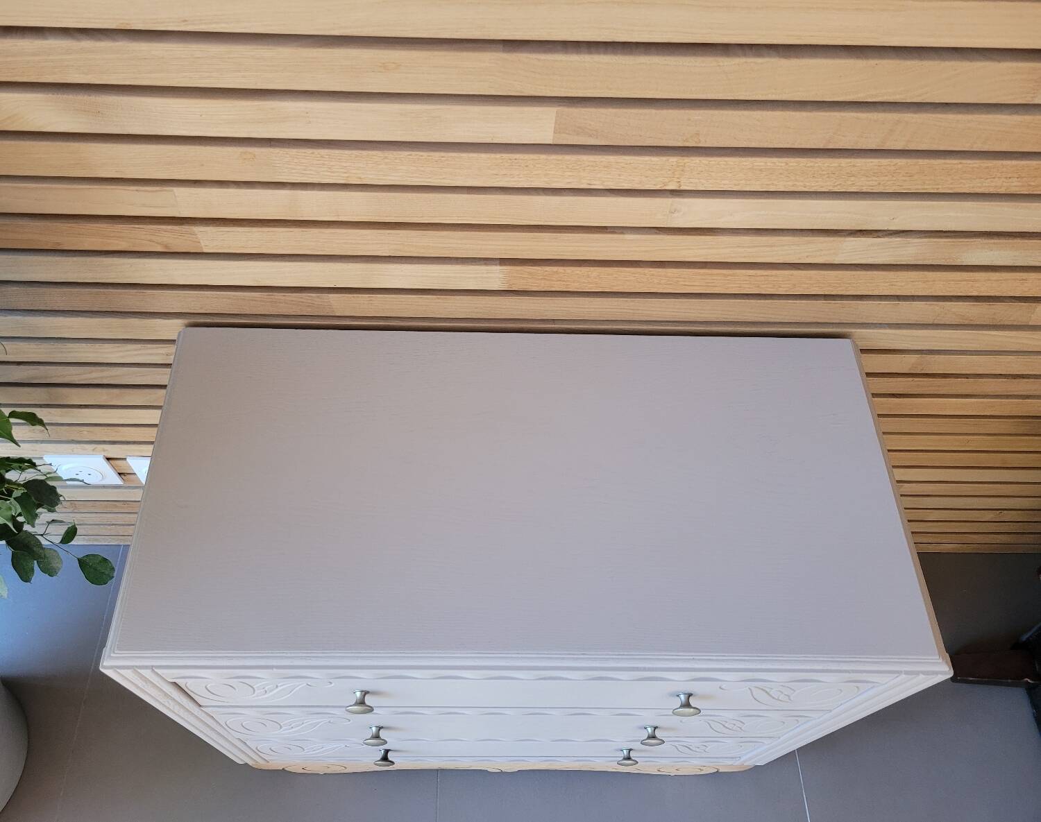 Vintage art deco chest of drawers