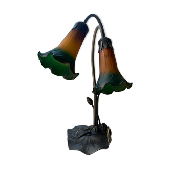 Antique table lamp Water lily