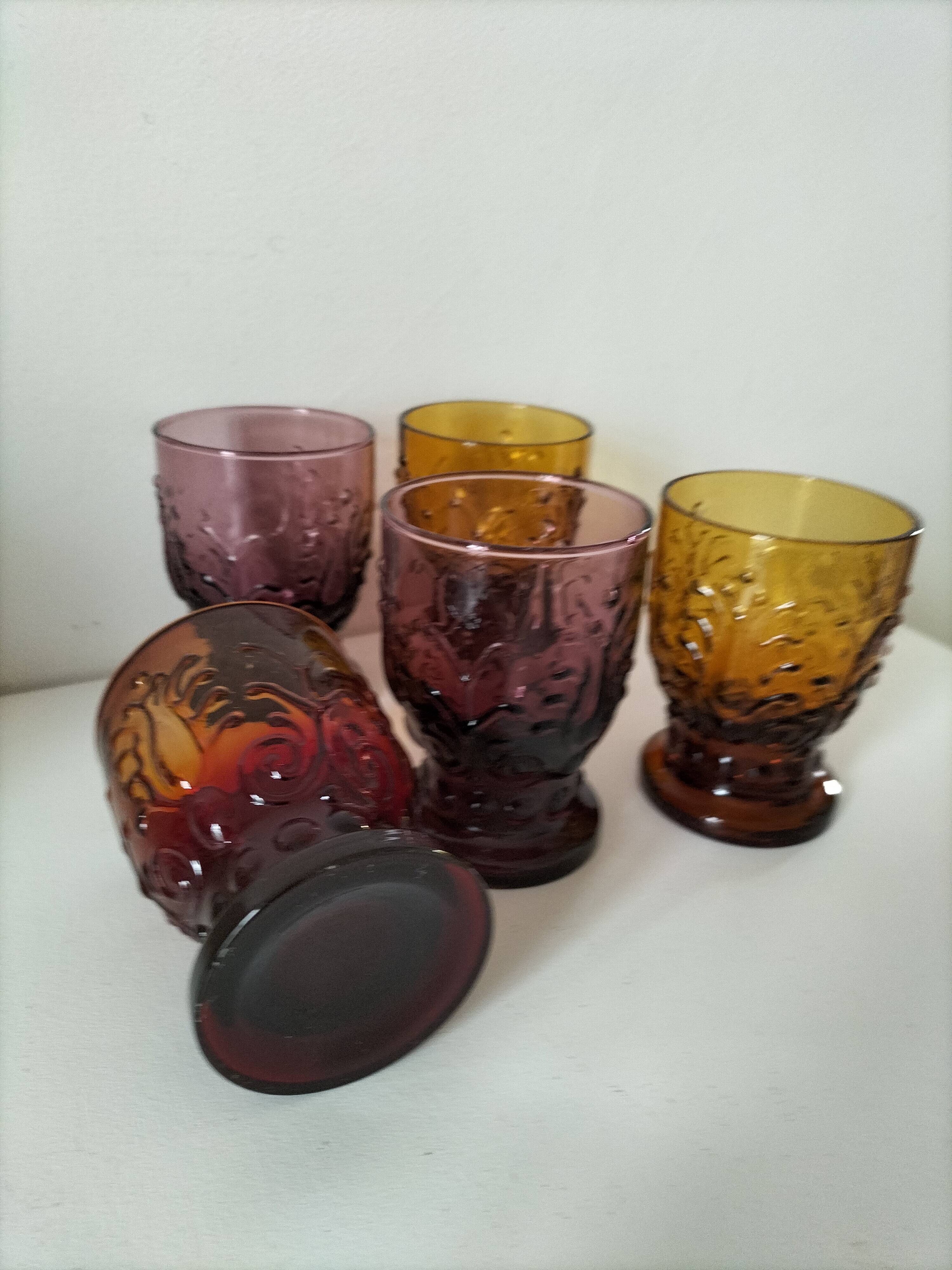 5 stylish glass cups