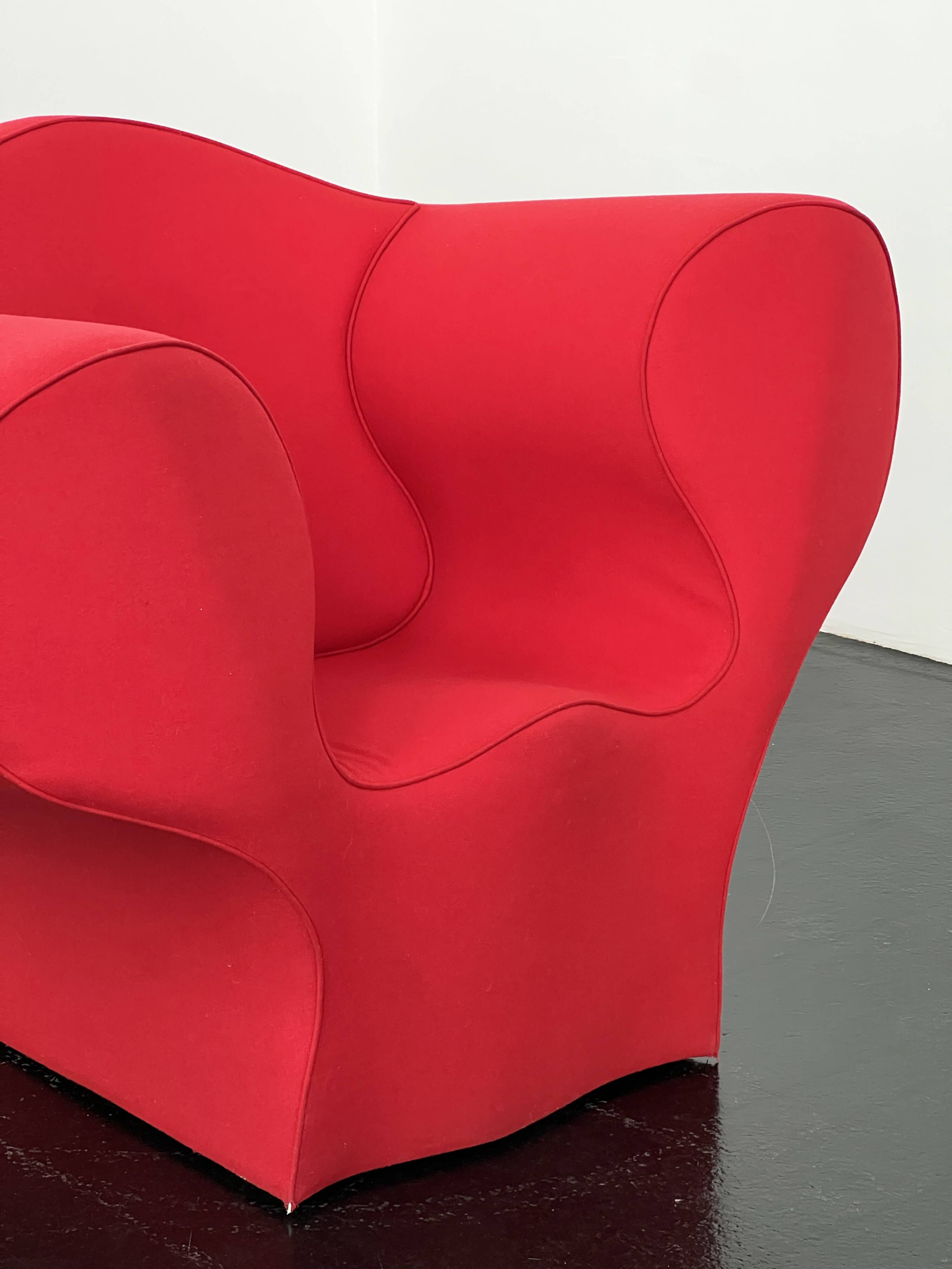 "Soft Big Easy" lounge chair by Ron Arad / Moroso