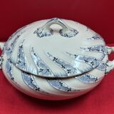 Antique Lunéville earthenware tureen, 28 x 22 x 16 cm