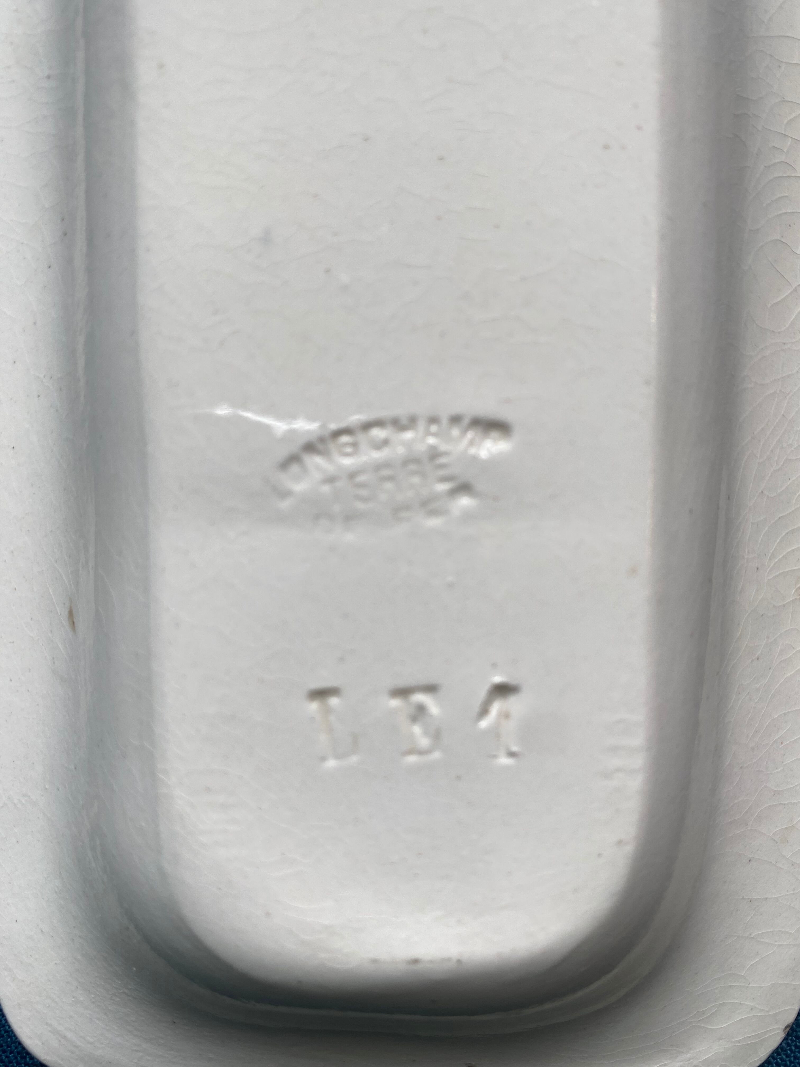 Bowl and soap holder manufacture of Longchamp