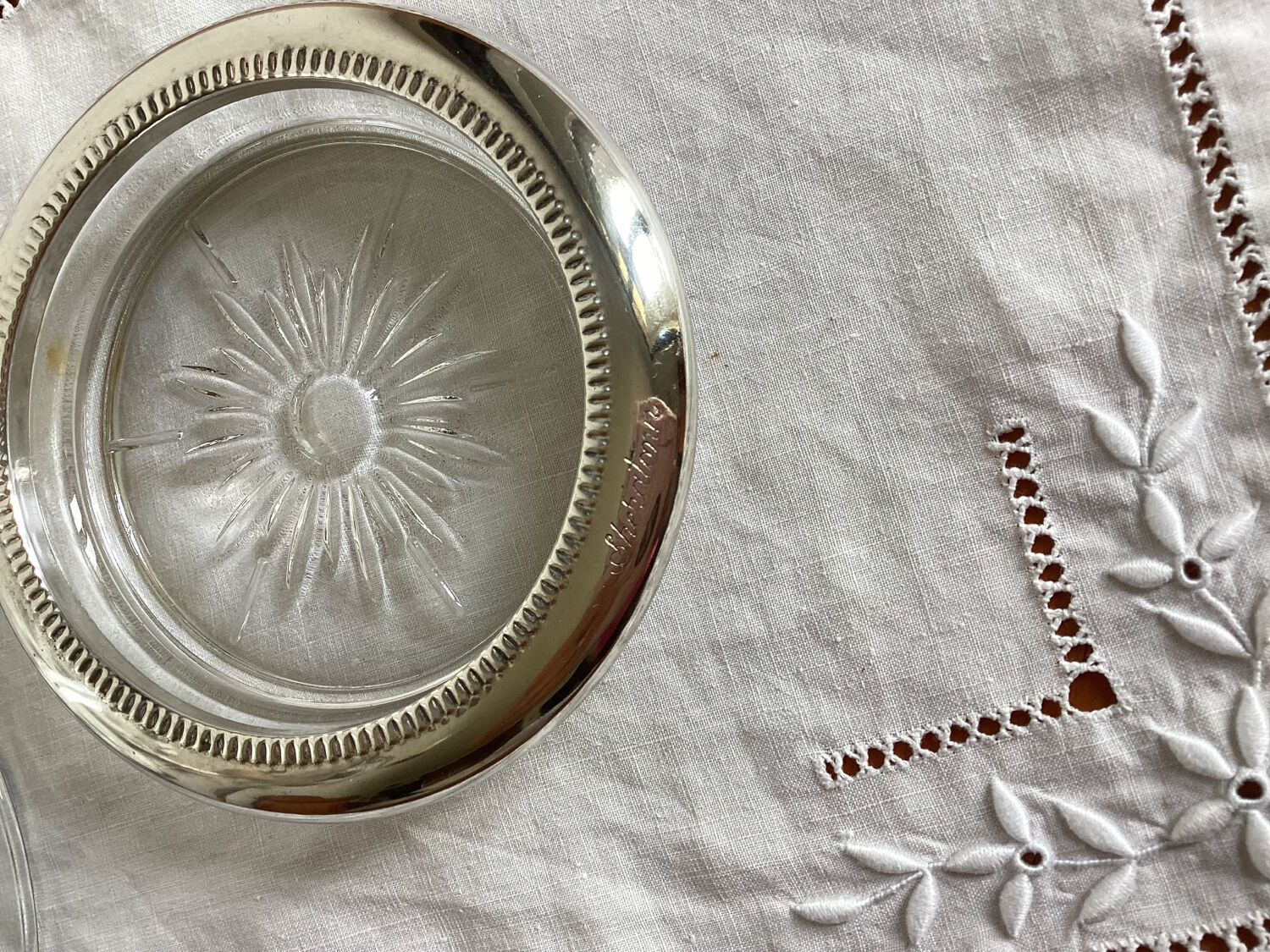 Sheratonn bottle coaster - vintage