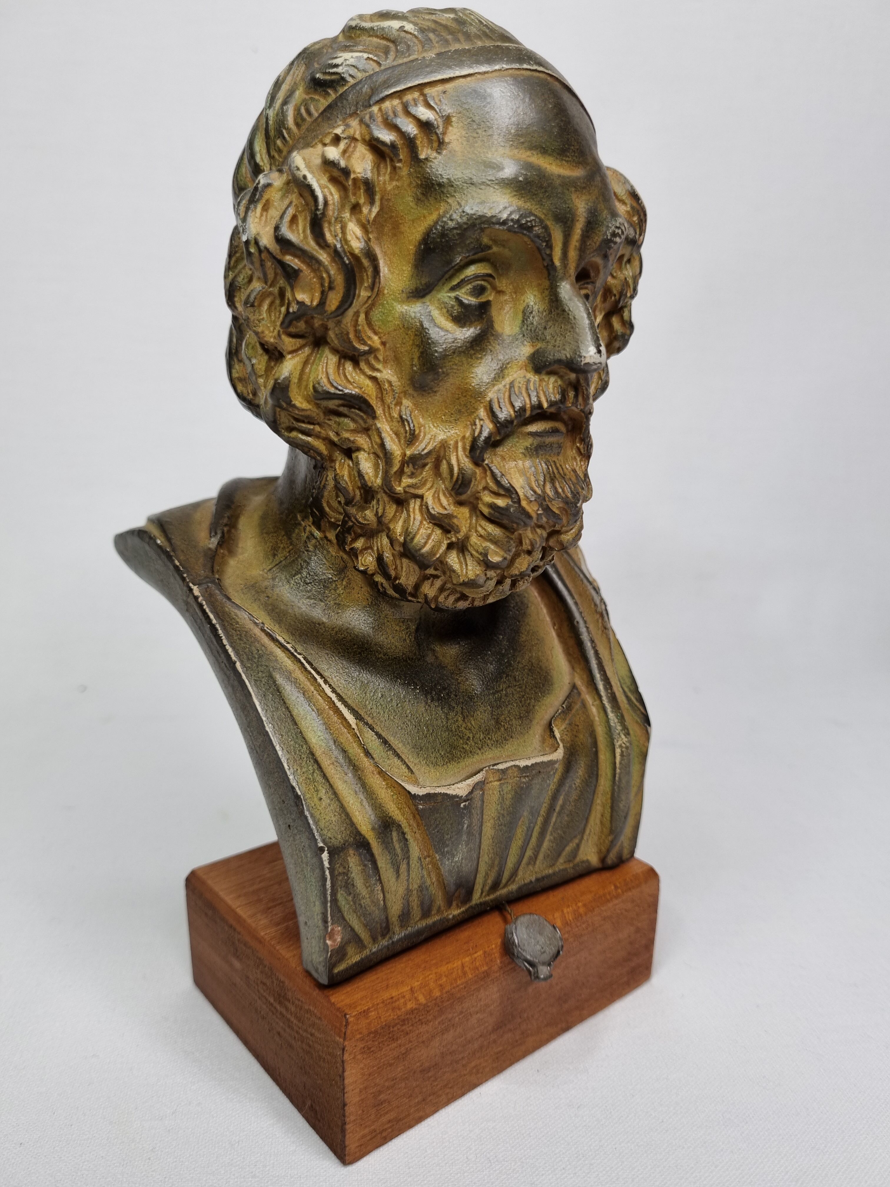 Bust of Homer in patinated plaster on wooden base, 21 cm
