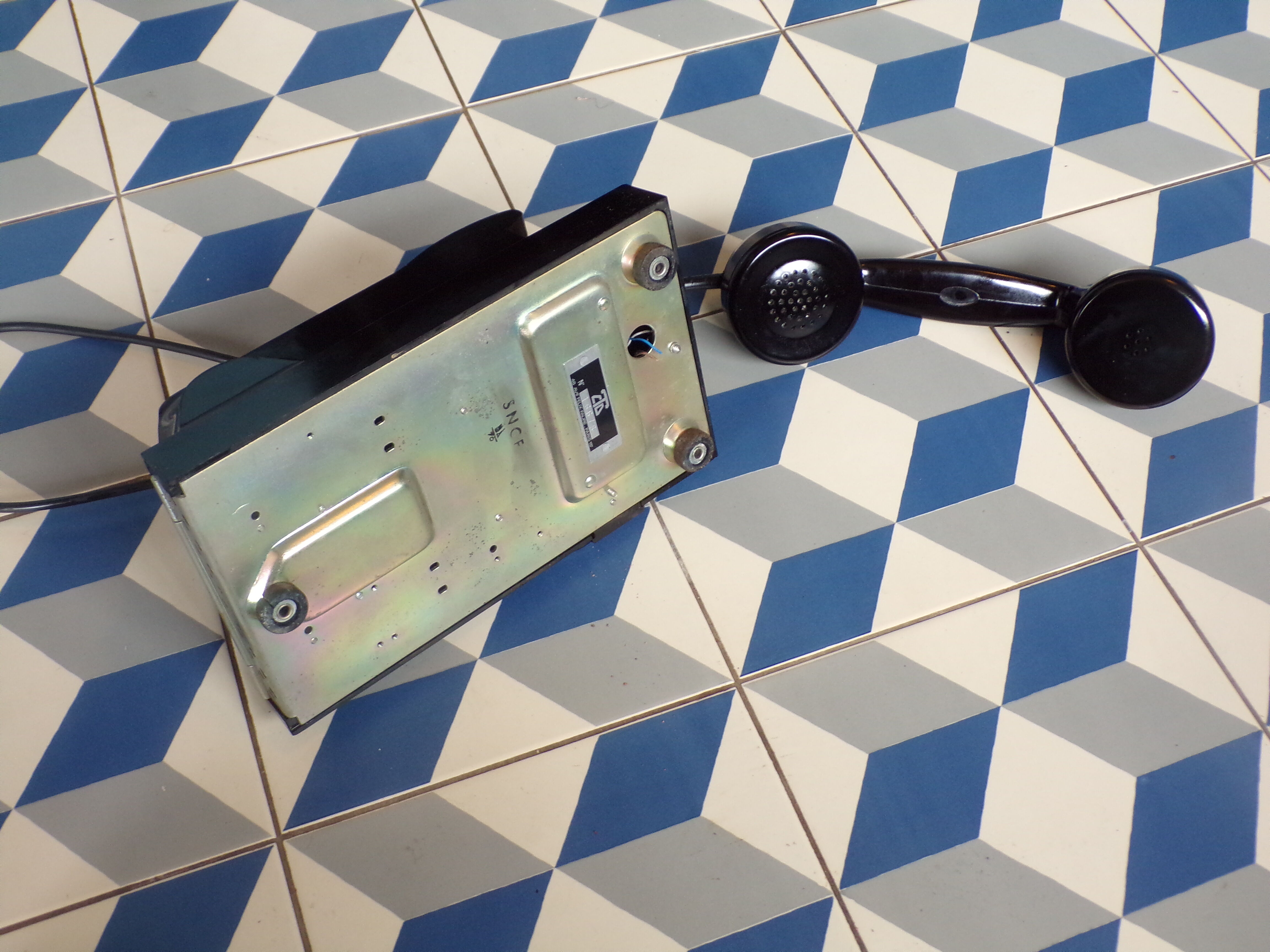 Telephone wall vintage bakelite