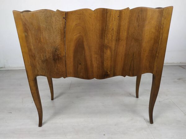 Bibus style Louis XV