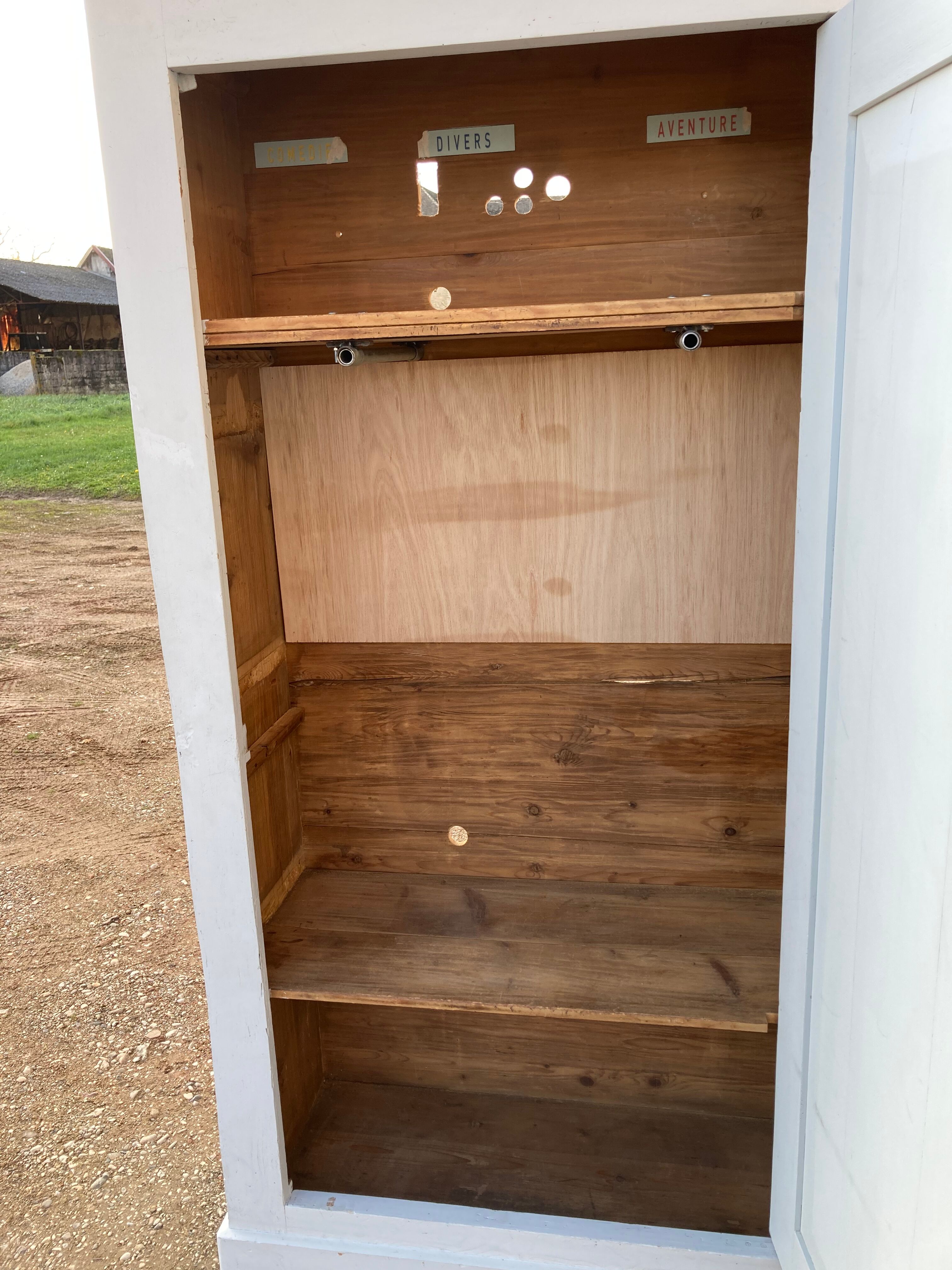 Parisian bonnetière