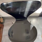 Chaise 3107 noire Arne Jacobsen