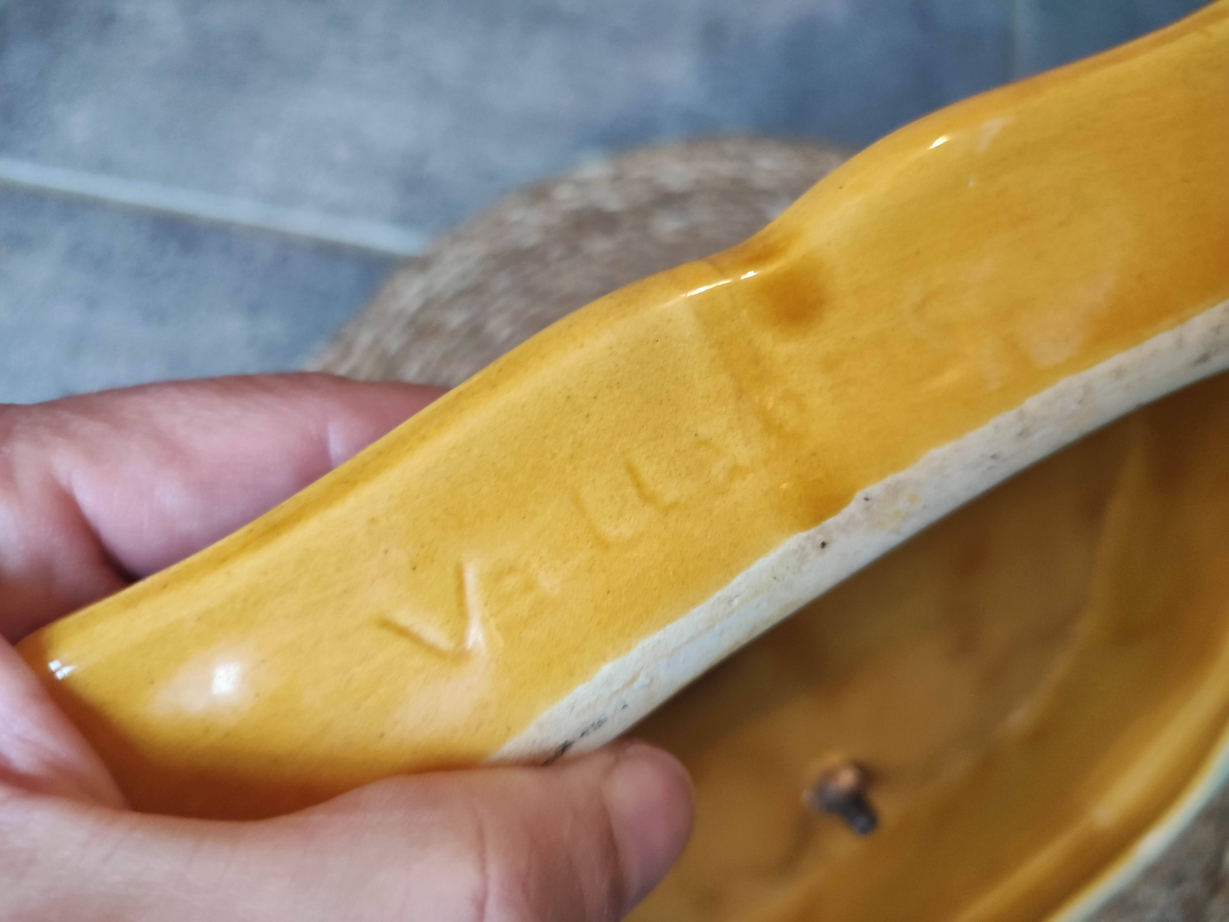 Magnificent cheese platter signed Vallauris