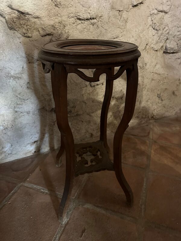 Sellette en bois sculpté, plateau en marbre rose