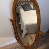 Psyche, oval standing mirror