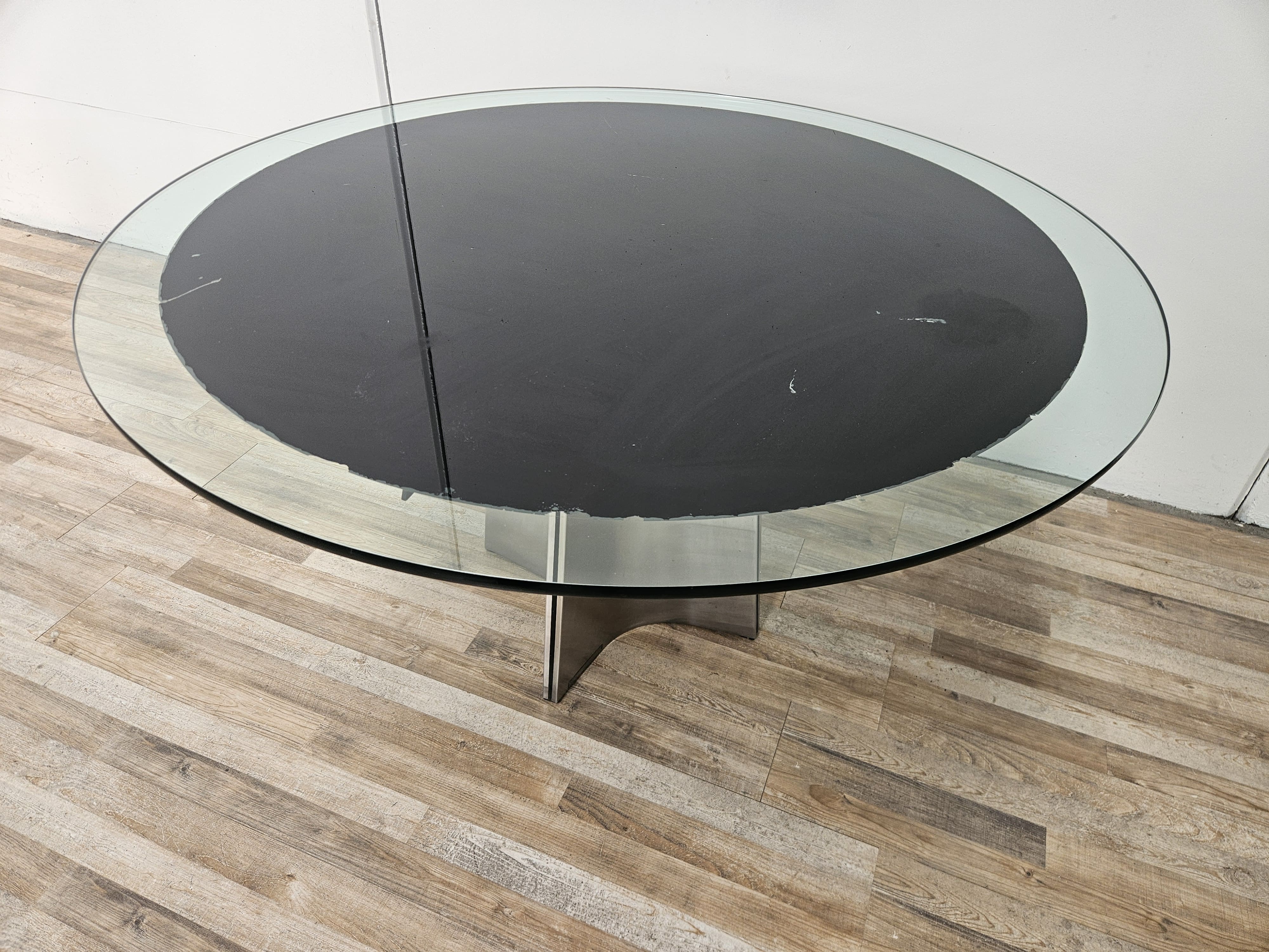 Table from the UFO series by Luigi Saccardo for Arrmet, 1970