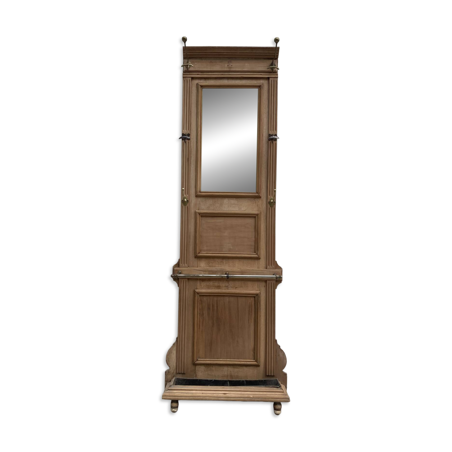 Coat rack with mirror and brass