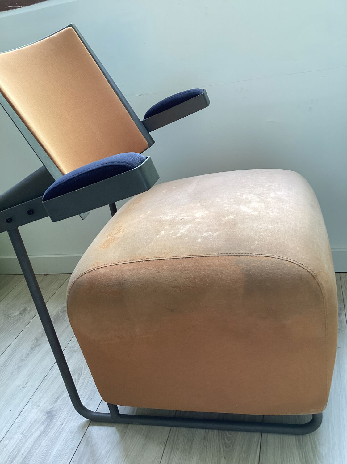 Oscar Harri Kohonen Chair