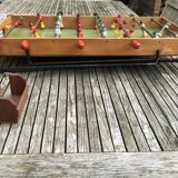 Table football on folding feet