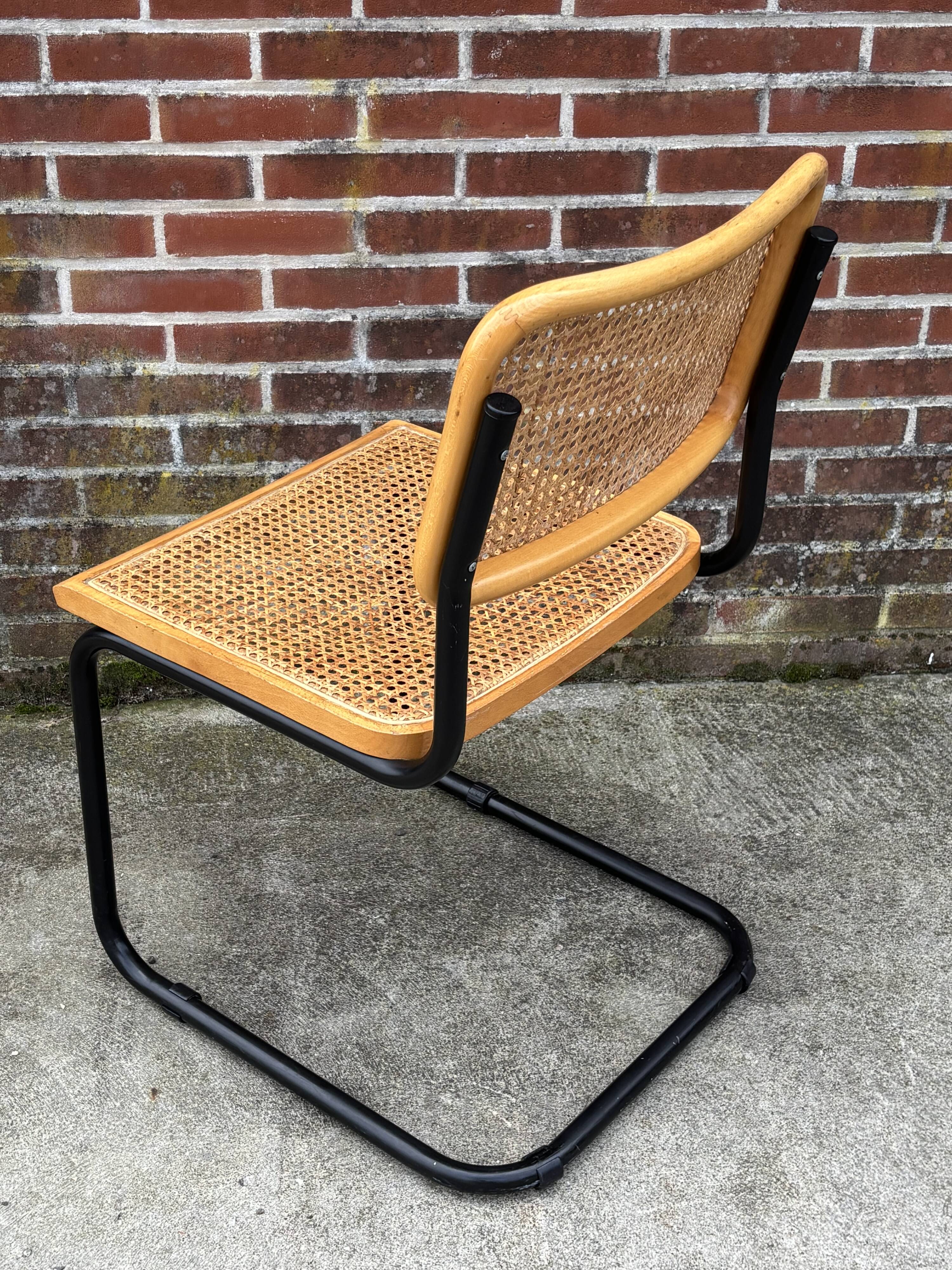 Set of 4 chairs Cesca B32 designed by Marcel Breuer design black frame