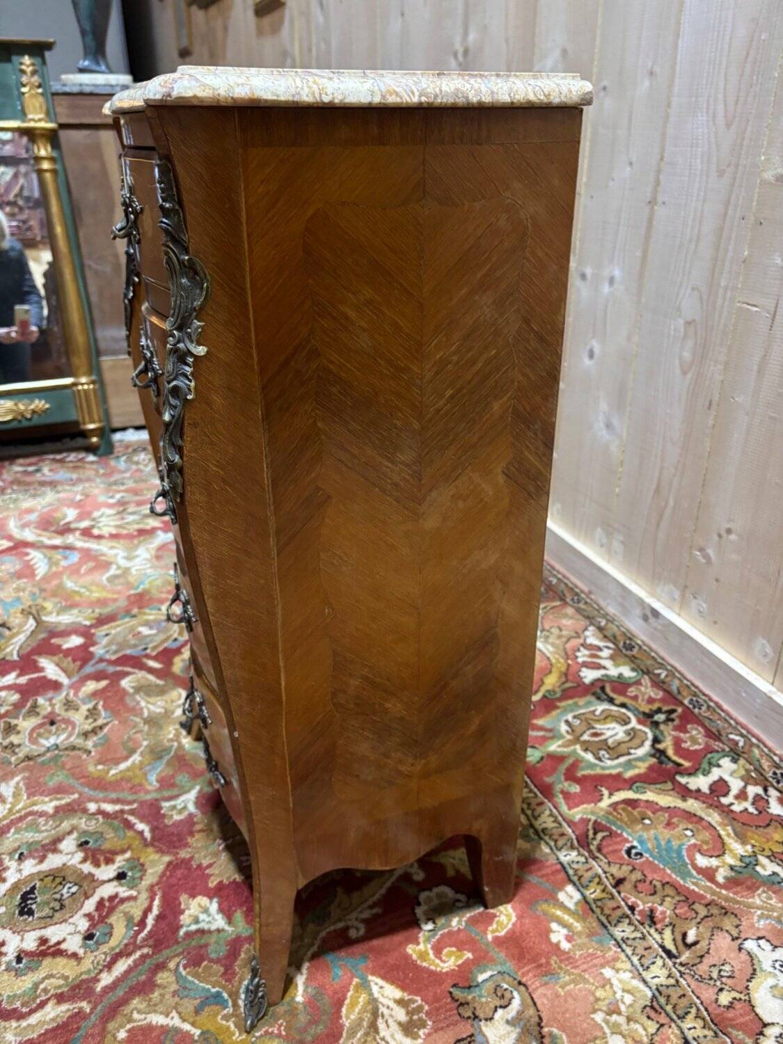 Louis XV chest of drawers