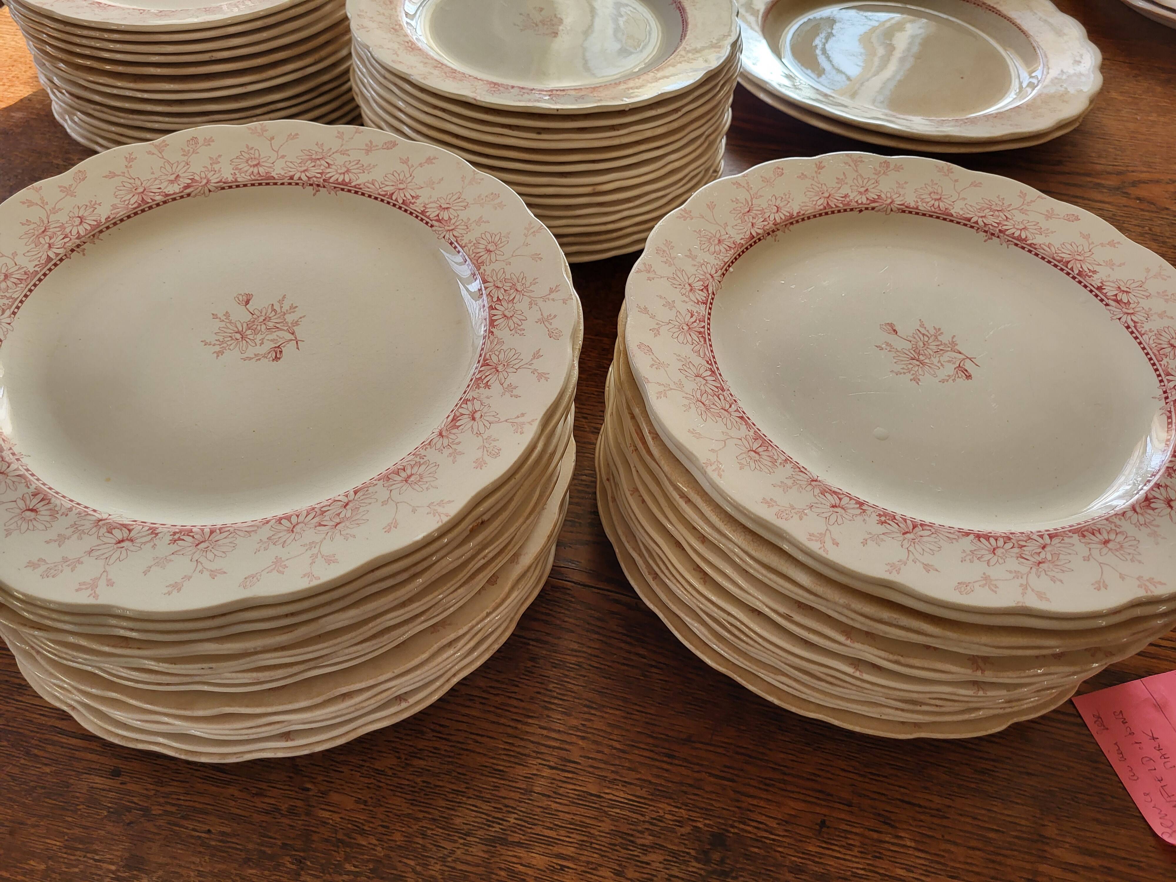 Service anglais ancien en céramique