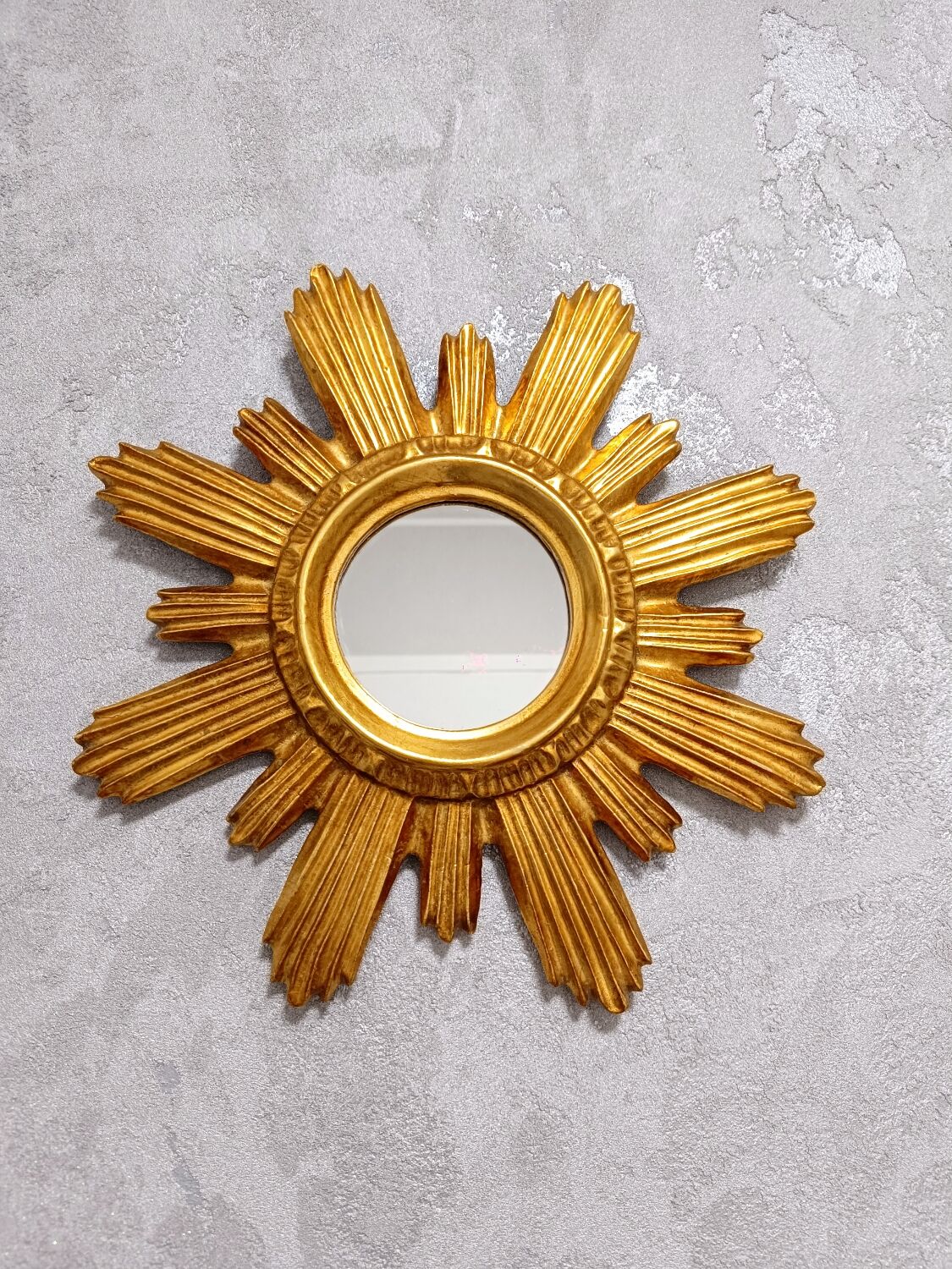Mid-century hollywood regency gilt sunburst wall mirror, 1960s