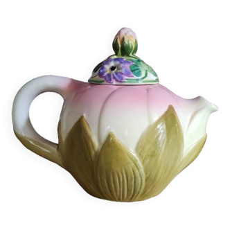 Vintage slip teapot