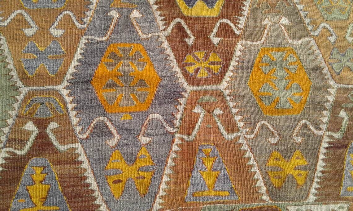 Rare 5x8 handmade vintage bedroom kilim rug - rug for living room