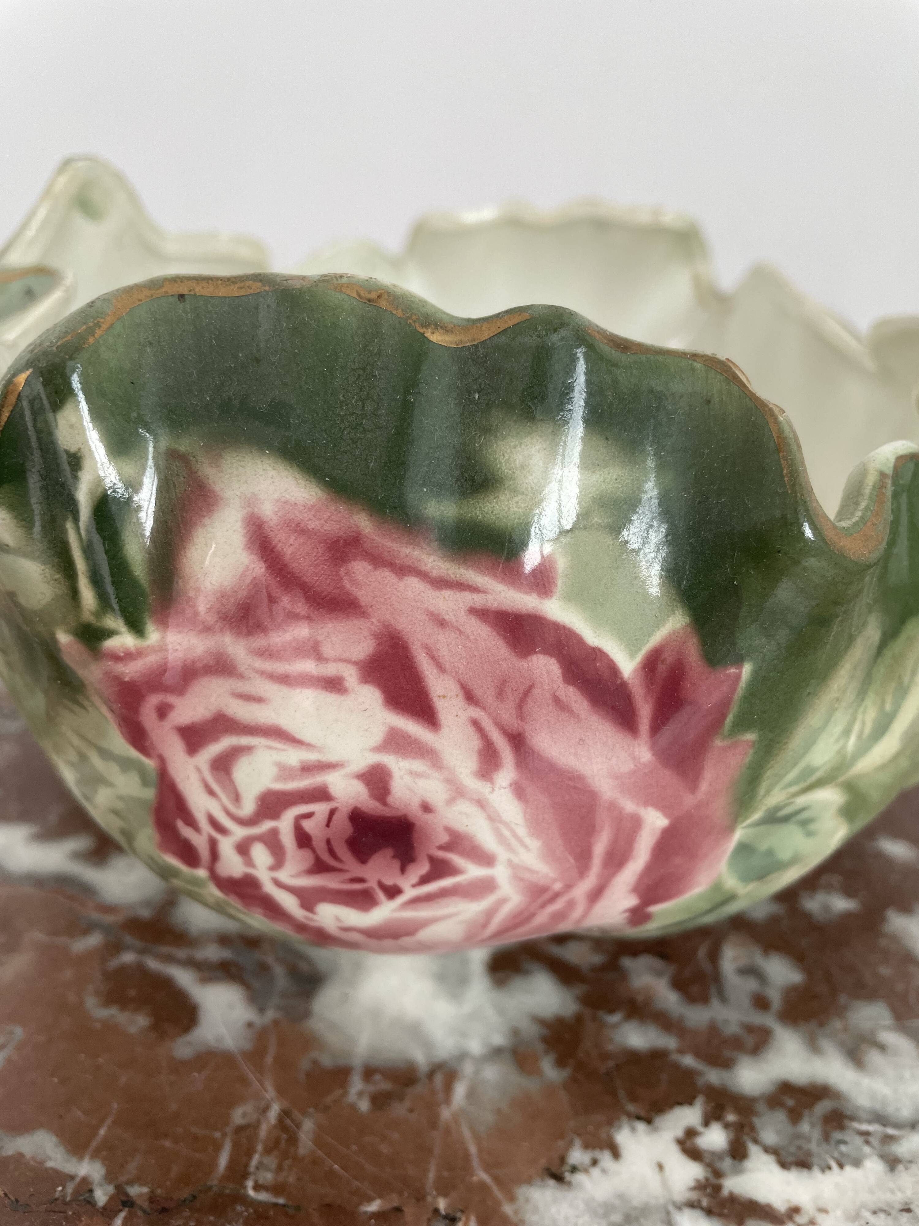 Cache-pot, grande coupe, Keller & Guérin, Lunéville, Les Roses, Art Nouveau, barbotine, céramique