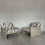 Vintage lounge chairs – newly upholstered in geometric fabric