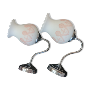 2 appliques opaline et brodées