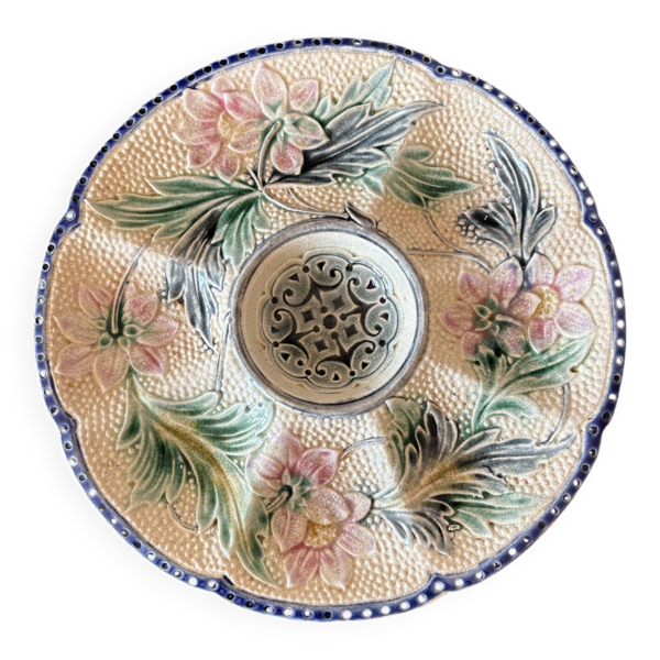 Assiette à huîtres ancienne en barbotine Majolique - Wasmuël Belgique,
