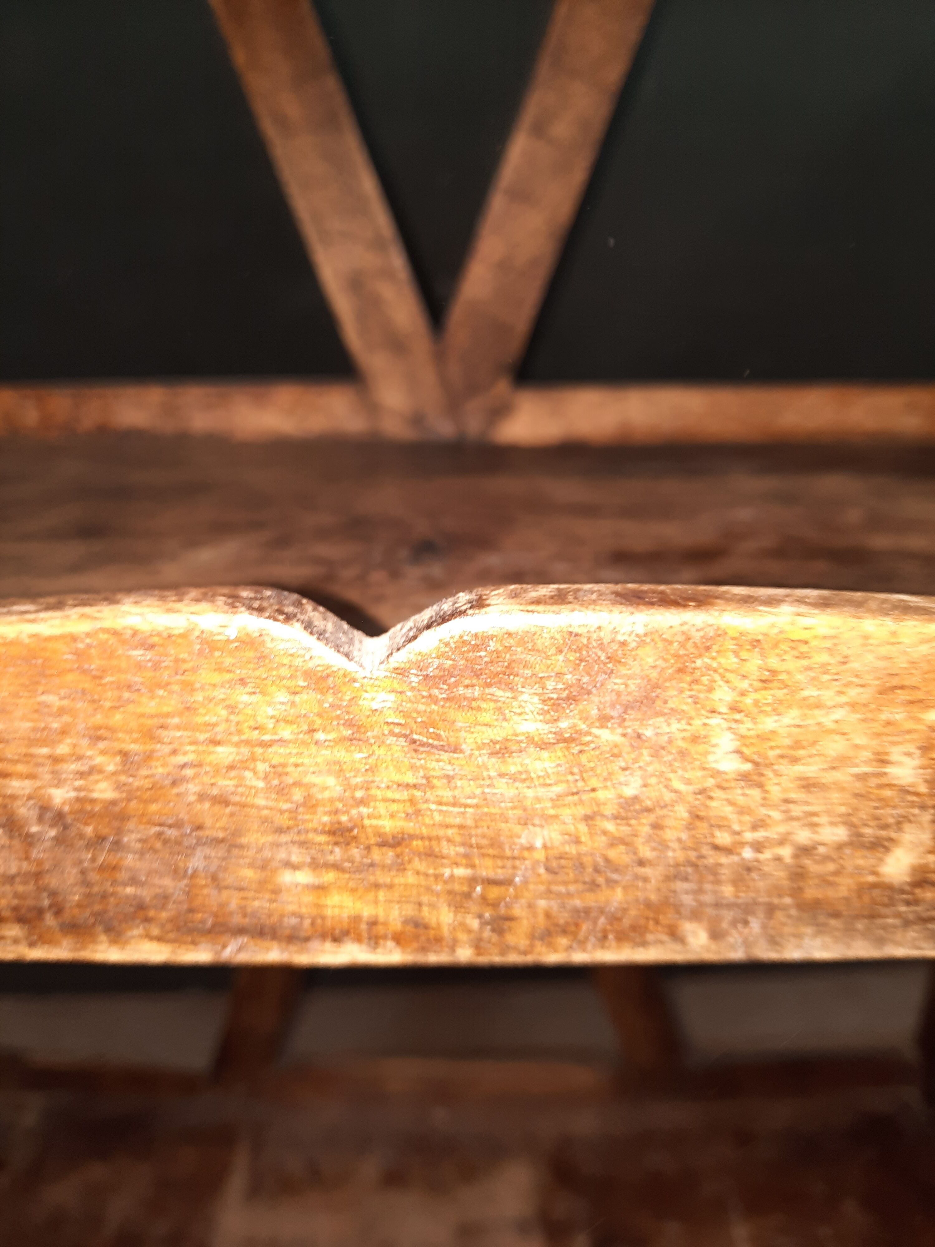 Flooring on braced feet