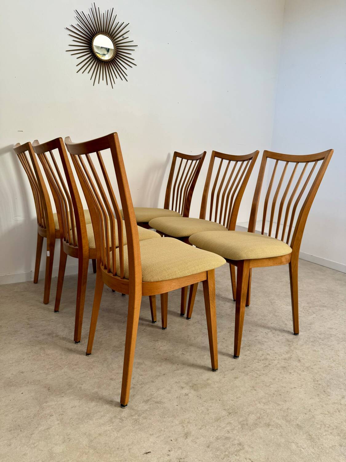 Lot of 6 old solid beech chairs, vintage design from the 60s, new fabric