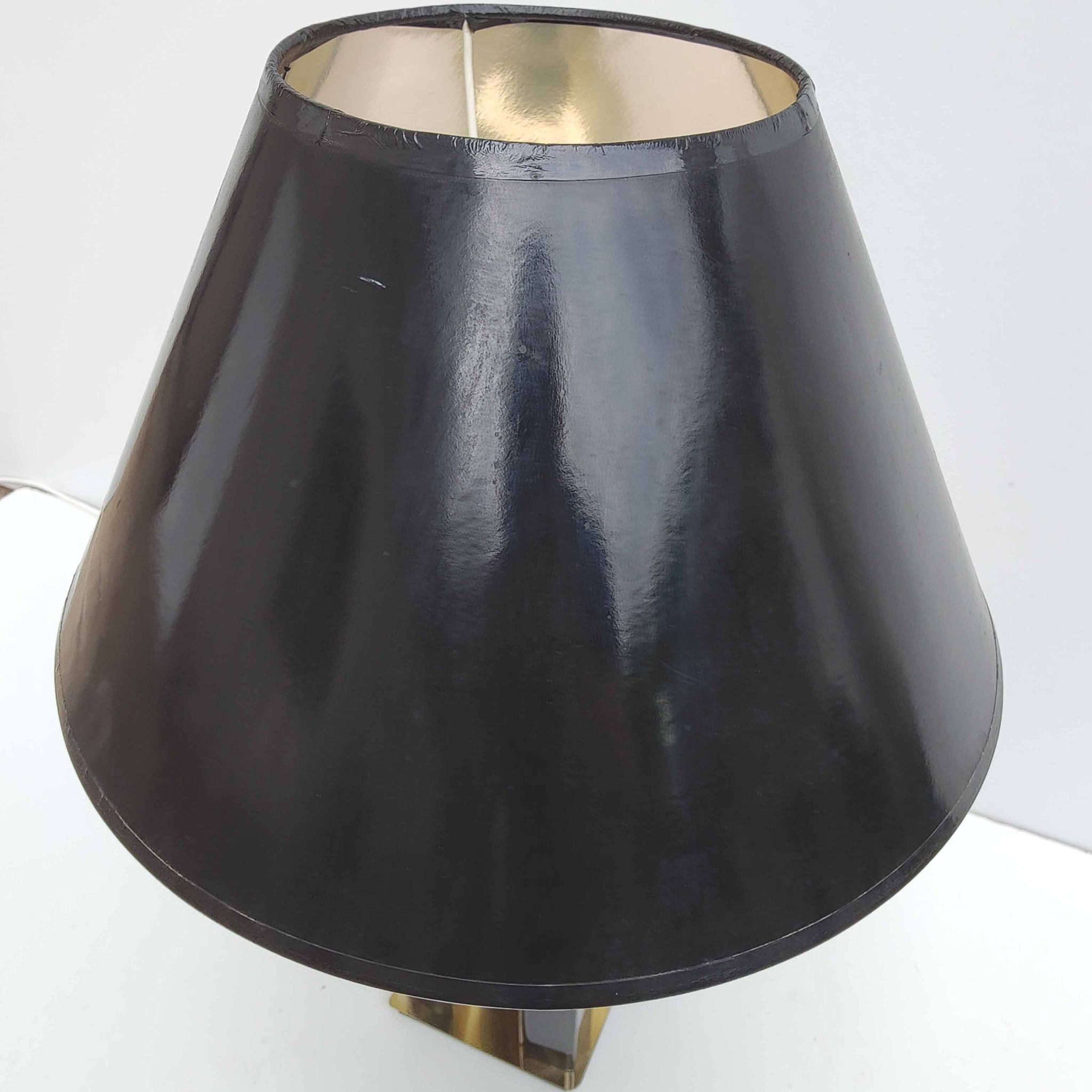Lampe plexiglas et métal doré années 70