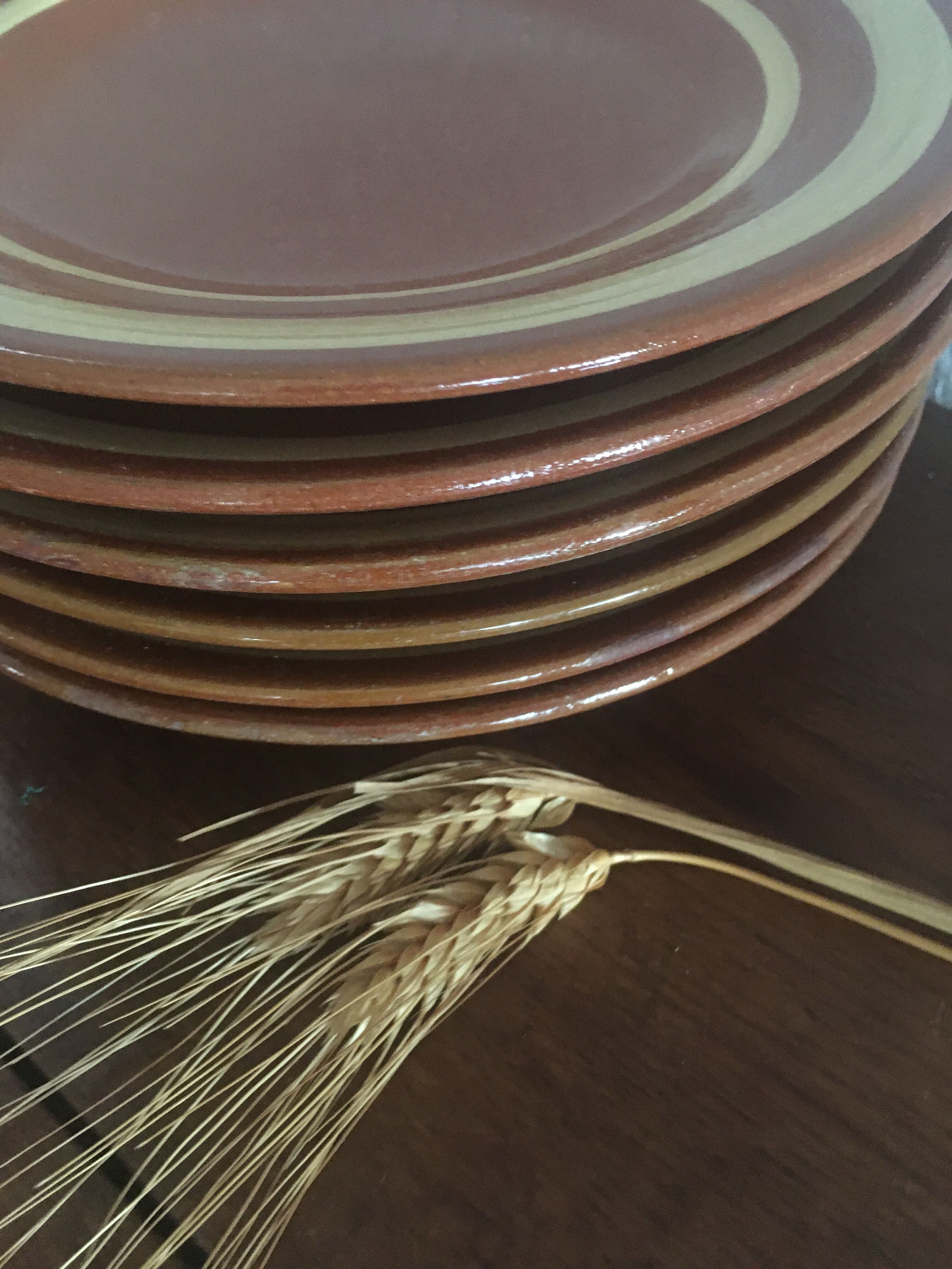 Flat plates terracotta 80s.