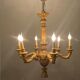 Lustre en bois doré doré