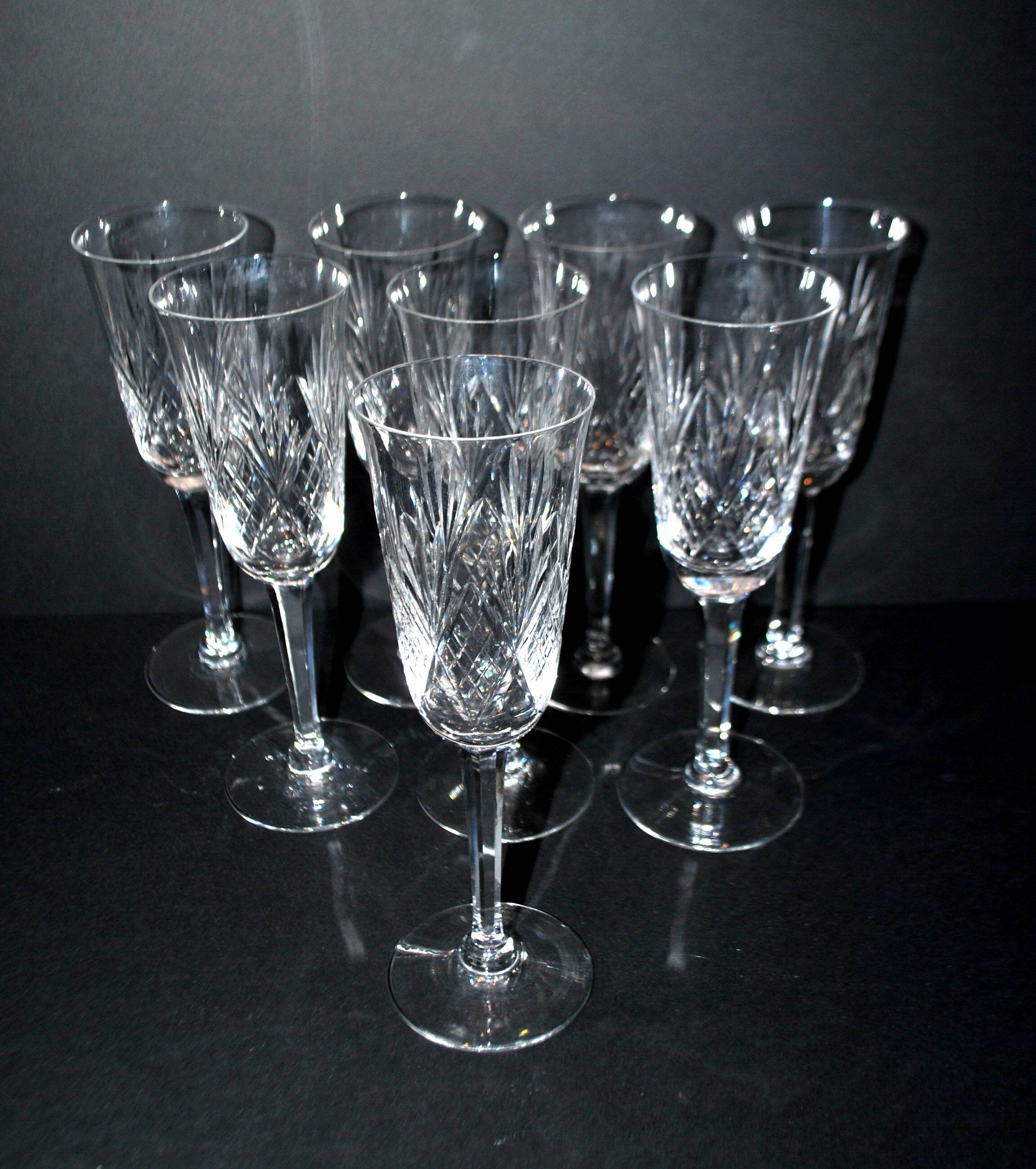 Set of 8 Junon champagne flutes in Lemberg crystal dlG Chantilly Saint-Louis