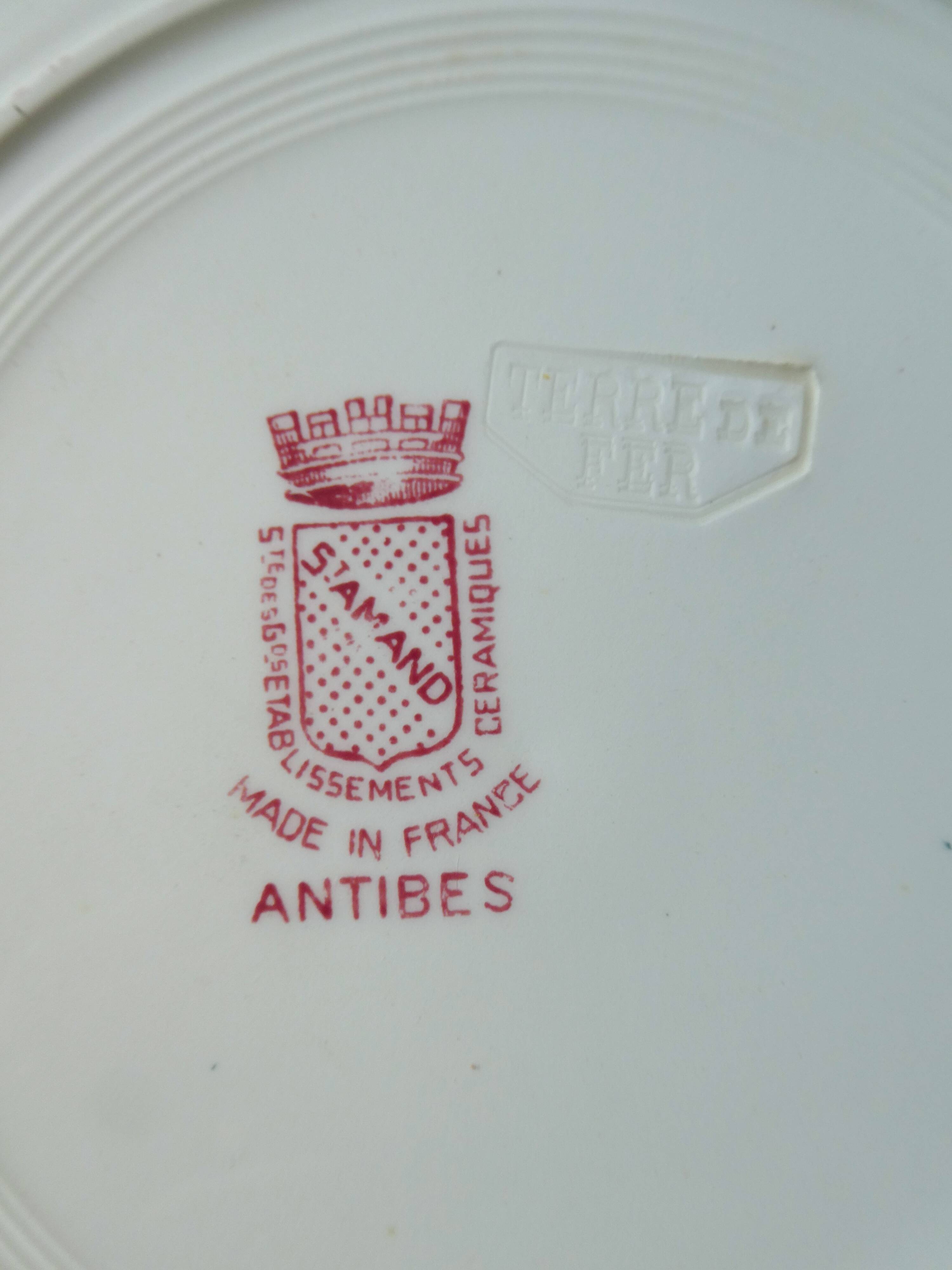 Set of 6 hollow plates, terre de fer saint amand, model antibes