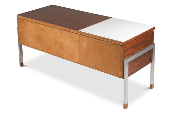 Paire de commodes basses en teck et métal chromé. Années 60.