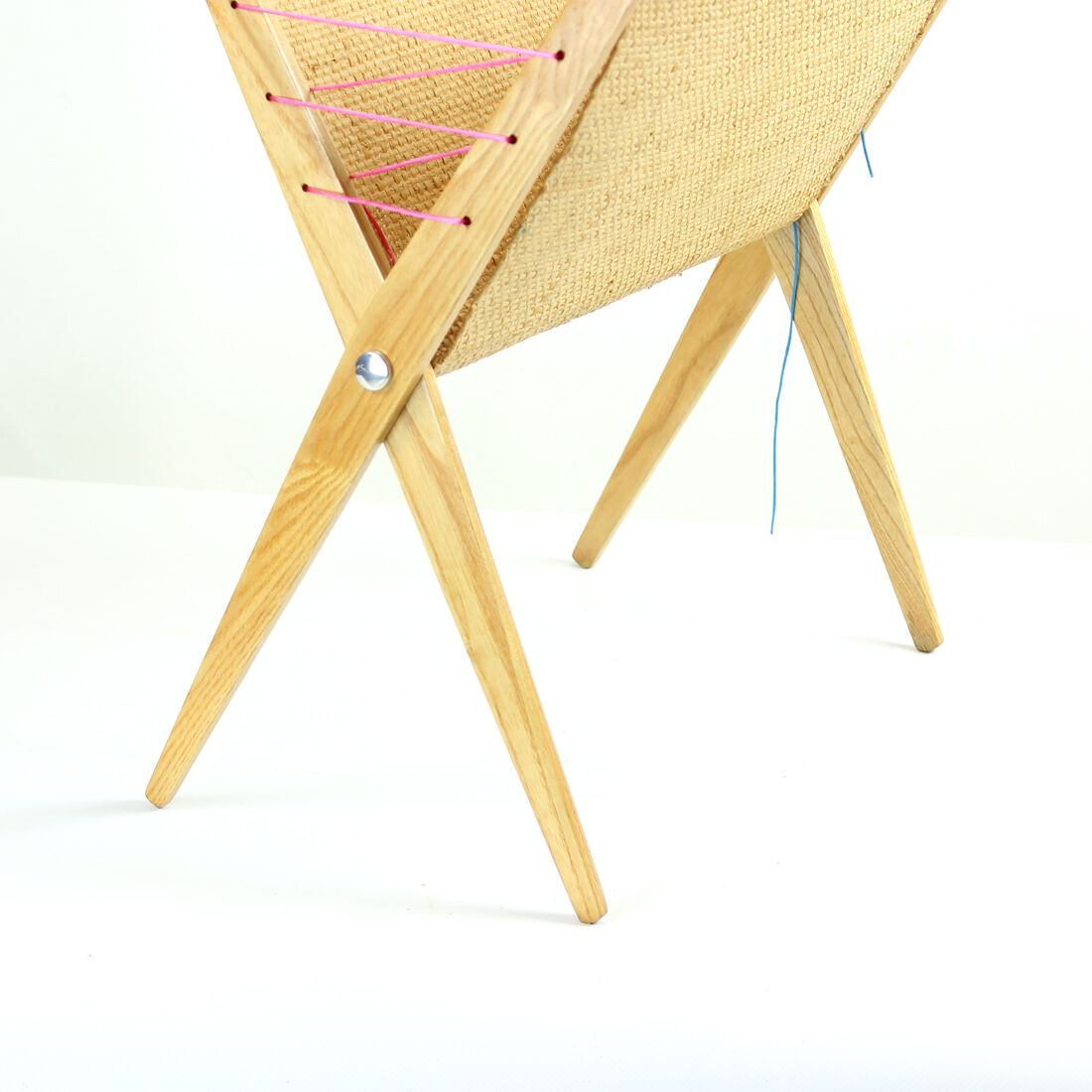 Porte-magazine en bois, Tchécoslovaquie Années 1960